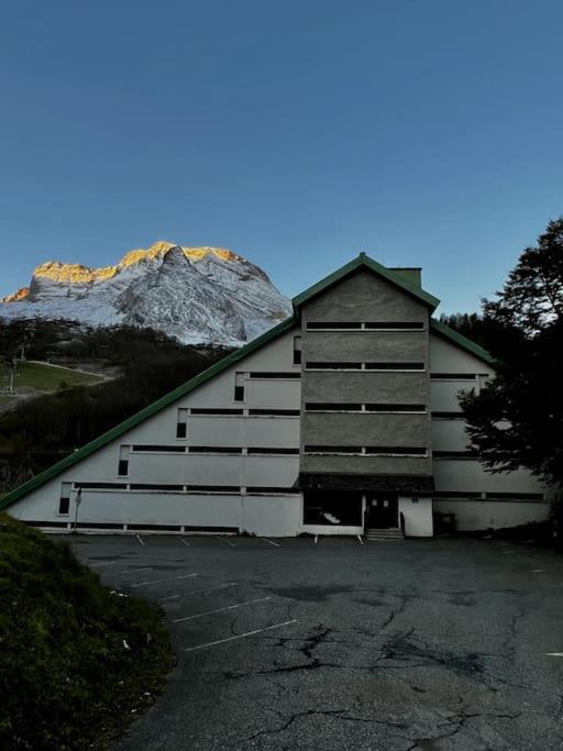 Appartement 6 Personnes Aux Pieds Des Pistes Gourette Exteriér fotografie
